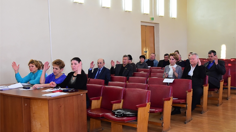 Депутаты внесли изменения в бюджет Ибресинского района на 2018 год и на плановый период 2019 и 2020 годов