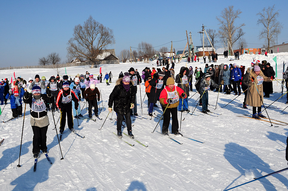 Сегодня проводятся соревнования по лыжным гонкам в зачет Спартакиады поселений района